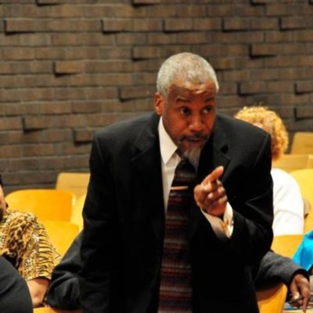 Meet your Posher, Pastor anthony